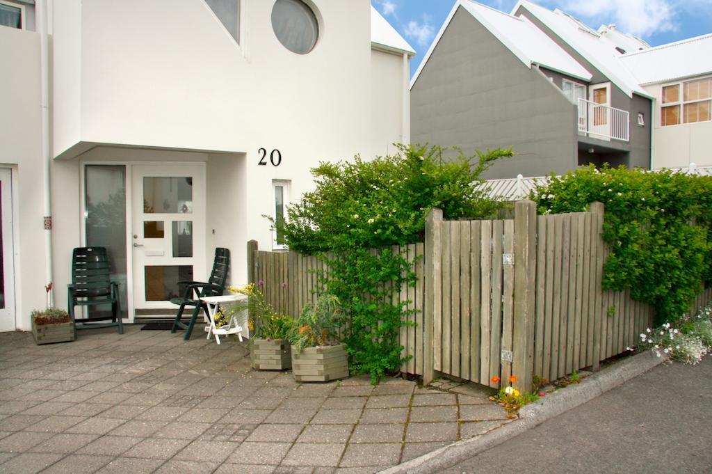 Guest house Monika Blondal *